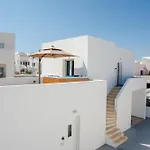 Eutixia Apartment *